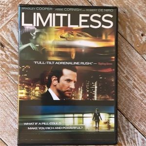 3/$15 u pick dvds📀or 1 for $9~ 💊Limitless💊